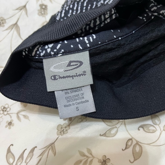 Champion Sports Bra - Picture 2 of 3